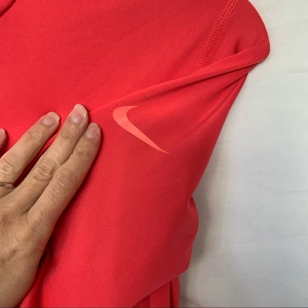 NIKE pro dri-fit pop over athletic jacket in coral size small